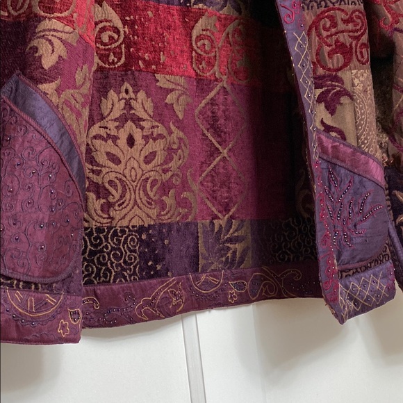 Reversible Tapestry Patchwork Jacket - Picture 10 of 13